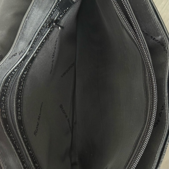 STONE MOUNTAIN Black Leather Shoulder Bag - Picture 9 of 14